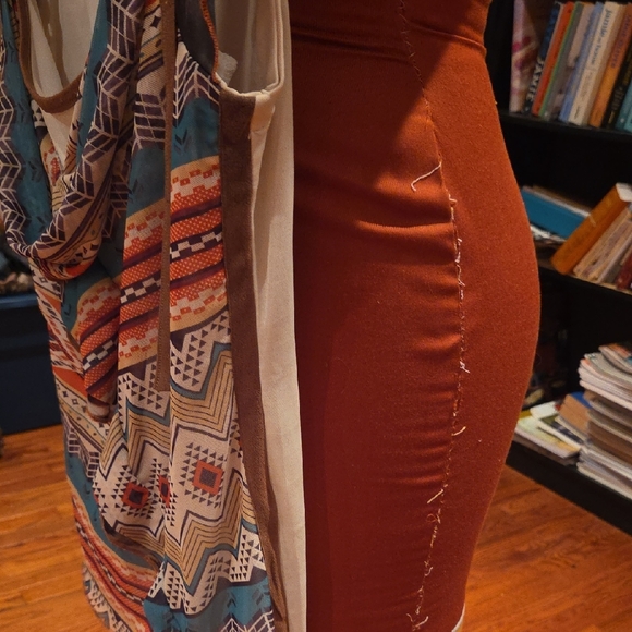 Point Zero Multicolor Zigzag Blouse - Picture 8 of 8